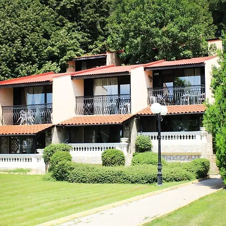 Elenite Villas Hotel