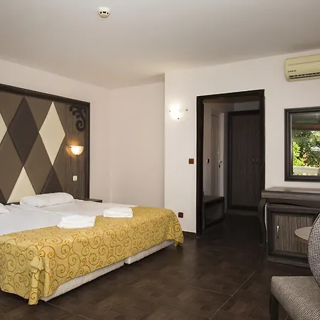 Hotel Elenite Villas 3*