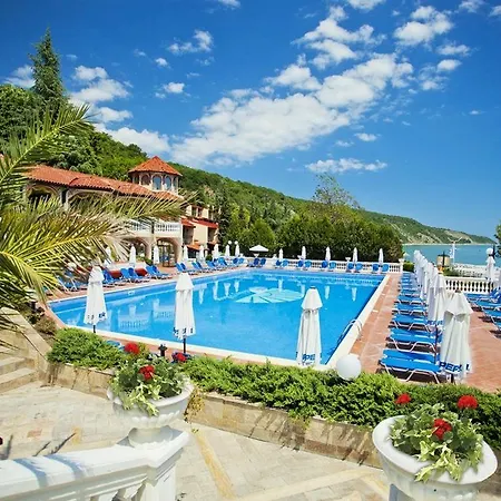 Elenite Villas Hotel 3*